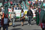 Il corteo sfila tra le strade di Brescia