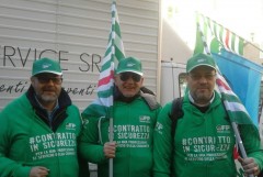 Polizia Locale in piazza: pari tutele e diritti per chi garantisce sicurezza e legalità