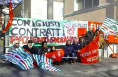 Fondazione Don Gnocchi, protesta dei lavoratori dello “Spalenza” a Rovato