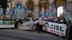 Lavoratori dell’agroalimentare in piazza per chiedere diritti finora negati