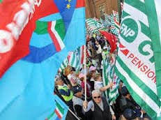 La protesta dei pensionati contro la manovra del Governo